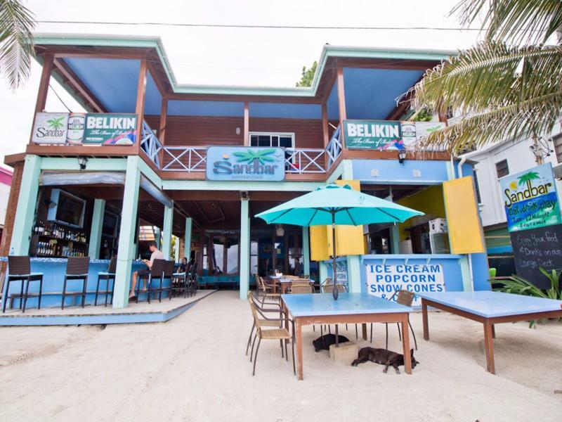 Sandbar Beachfront Hostel & Restaurant San Pedro  Exterior foto